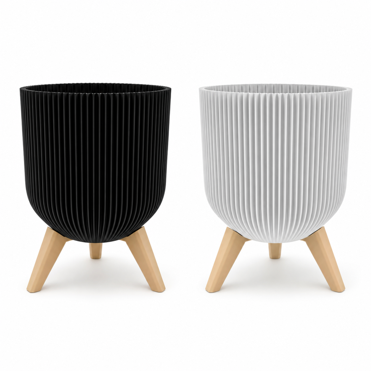 4” Minimalist Ribbed Plant Pot With Stand