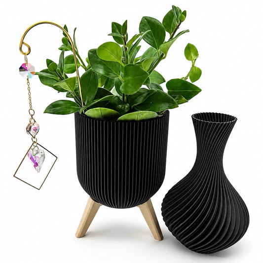4” Minimalist Ribbed Plant Pot With Stand